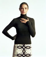 Mia Maestro photo #