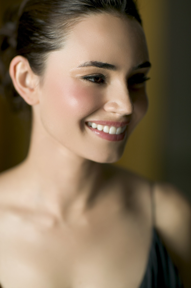 Mia Maestro: pic #33575