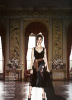 Mia Maestro photo #