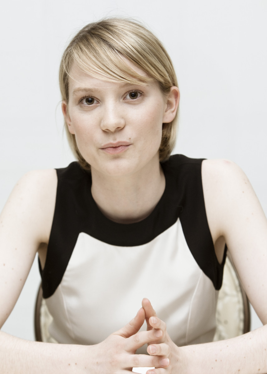 Mia Wasikowska: pic #575769