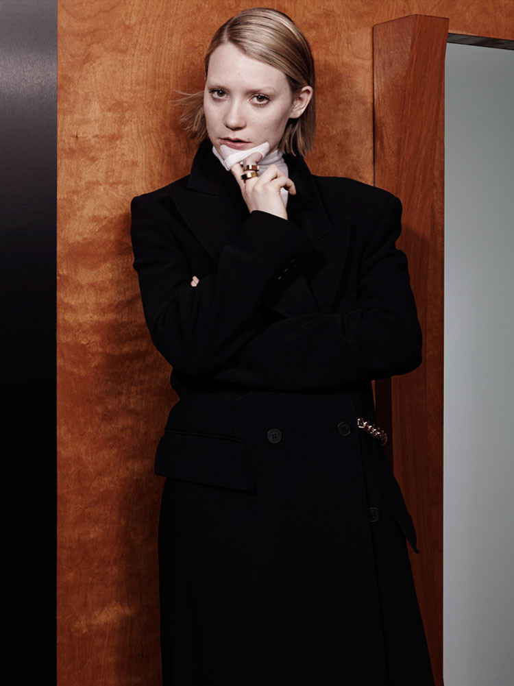 Mia Wasikowska: pic #717532