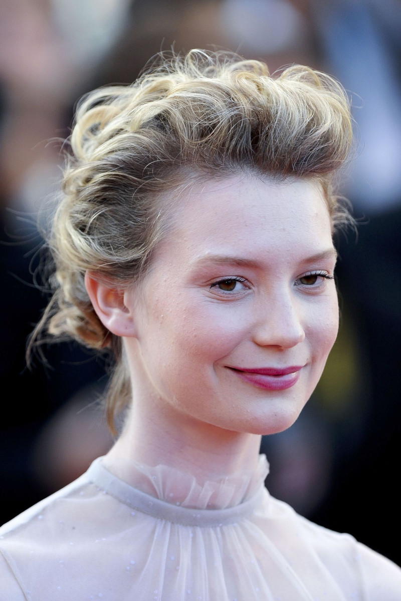 Mia Wasikowska: pic #396390