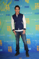 Michael Trevino photo #