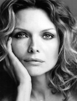 Michelle Pfeiffer photo #