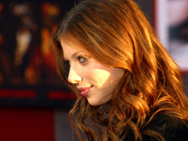 Michelle Trachtenberg photo #