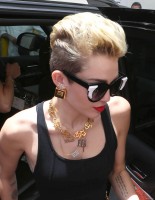 Miley Cyrus photo #