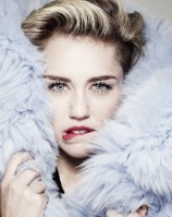 Miley Cyrus photo #