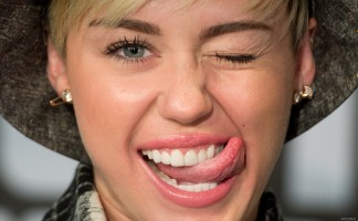 Miley Cyrus photo #