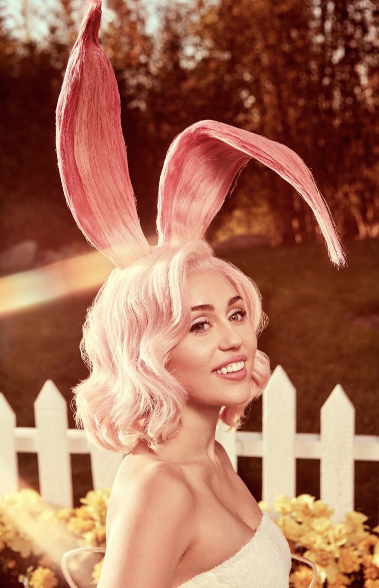 Miley Cyrus: pic #1025406