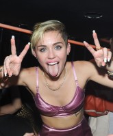 Miley Cyrus photo #