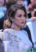 Miley Cyrus photo #