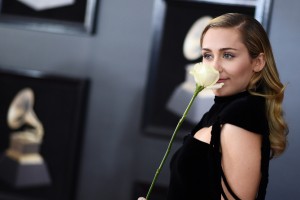 Miley Cyrus photo #