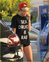 Miley Cyrus photo #