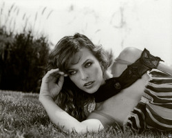 Milla Jovovich photo #