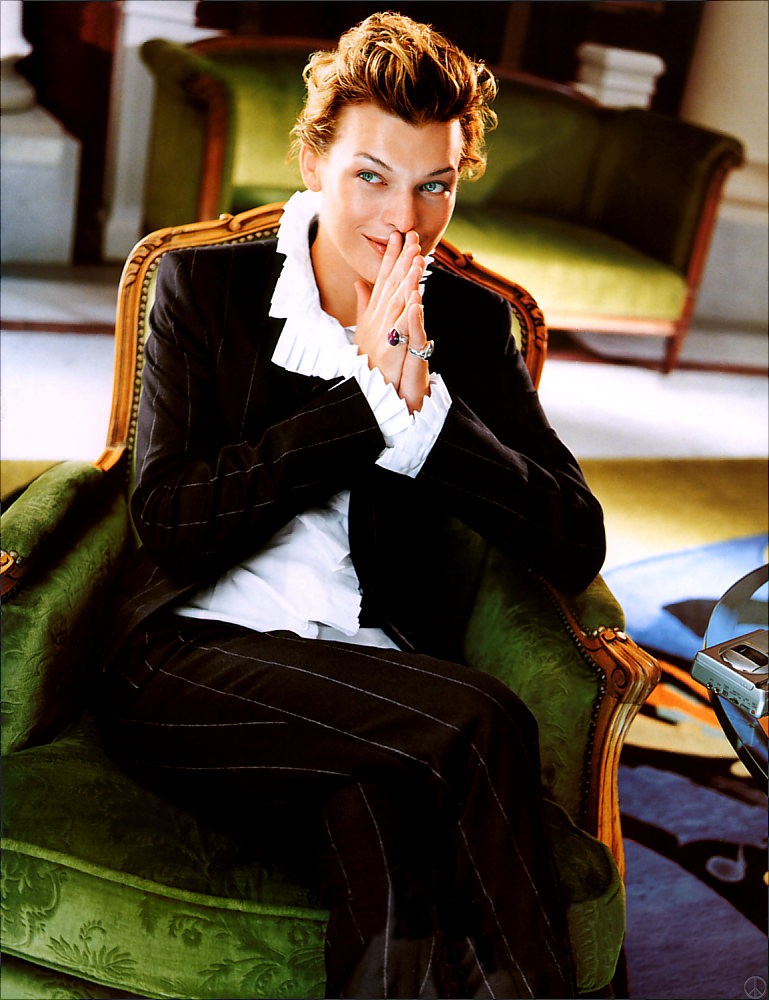 Milla Jovovich: pic #3102