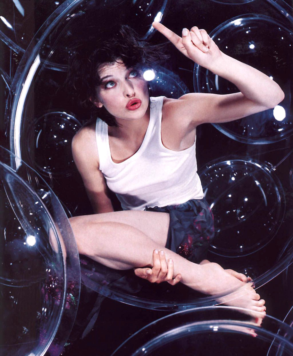 Milla Jovovich: pic #12293