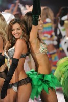 Miranda Kerr photo #