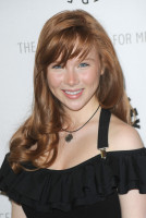 Molly C. Quinn photo #