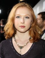 Molly C. Quinn photo #