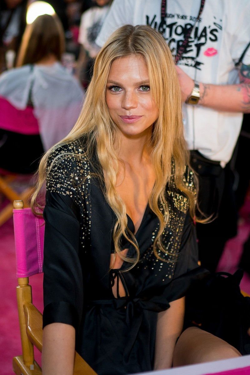 Nadine Leopold: pic #1149794