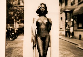 Naomi Campbell photo #