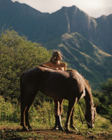 Natalie Roser photo #
