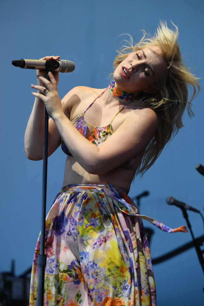 Natasha Bedingfield: pic #938699