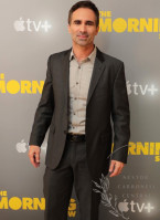 Nestor Carbonell photo #