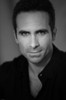 Nestor Carbonell photo #