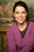 Neve Campbell photo #