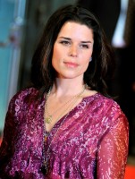 Neve Campbell photo #