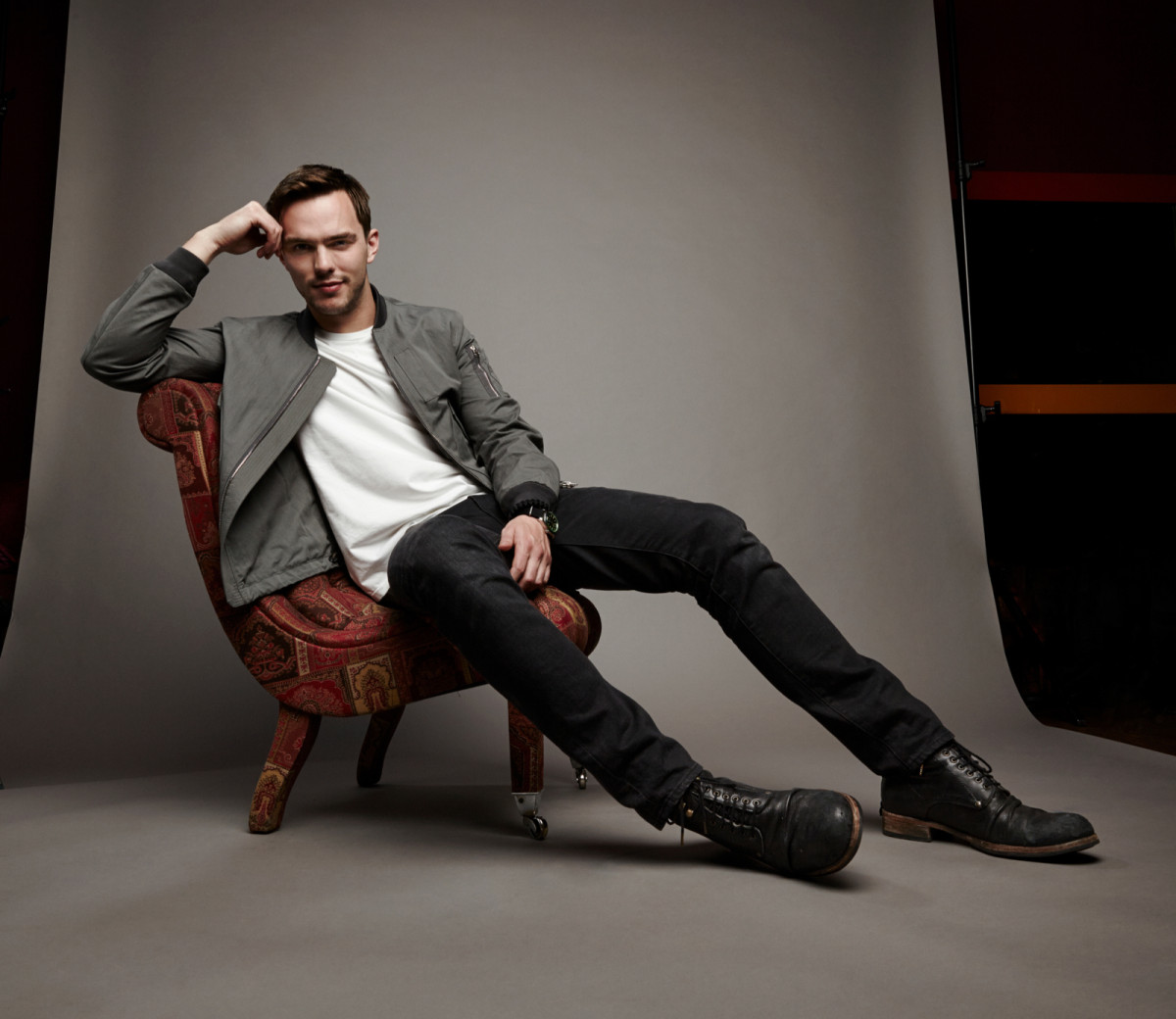 Nicholas Hoult: pic #822075