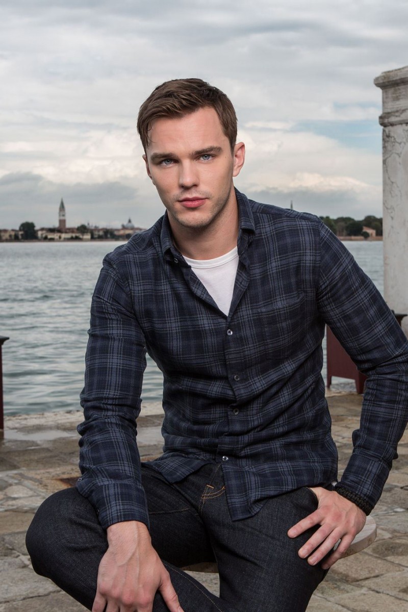 Nicholas Hoult: pic #822071