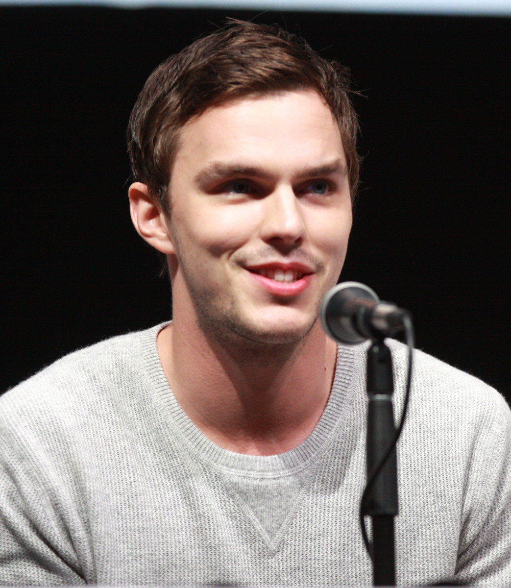 Nicholas Hoult: pic #711893