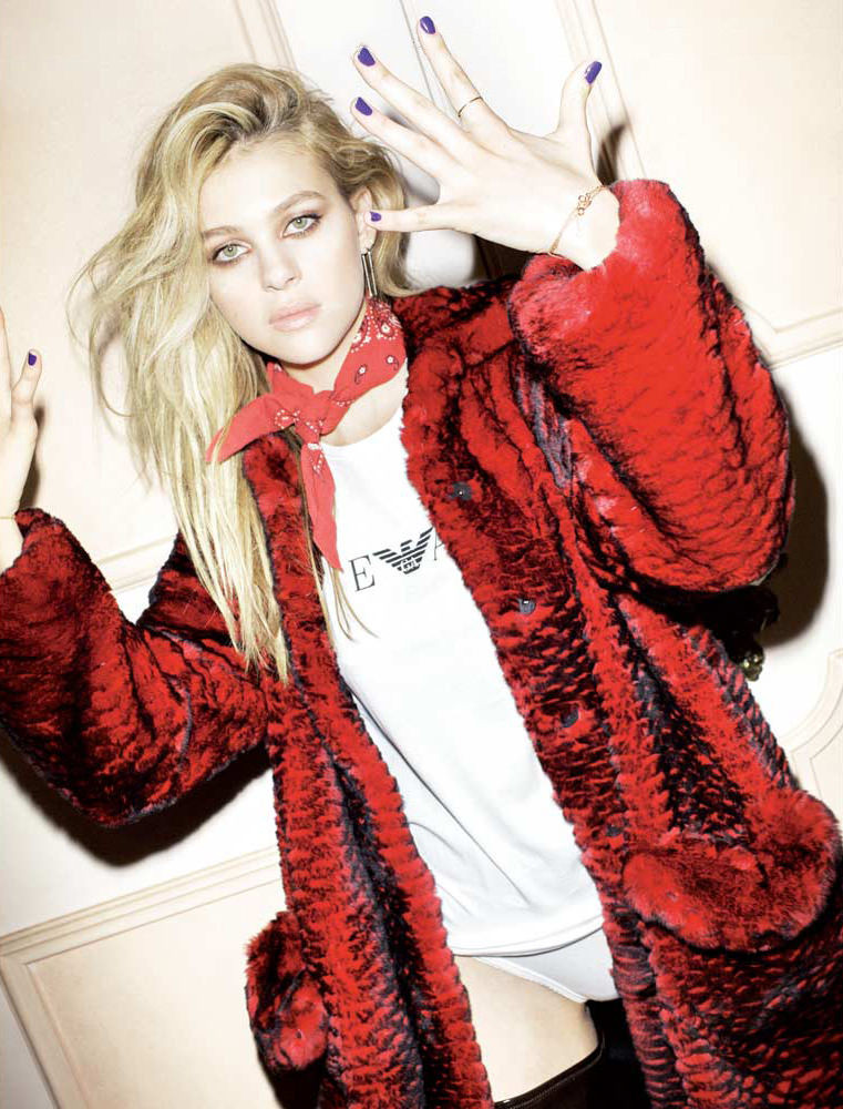 Nicola Peltz: pic #816049