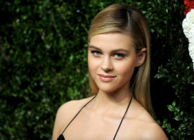 Nicola Peltz photo #