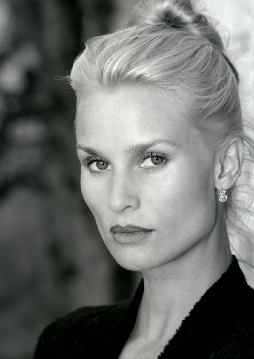 Nicolette Sheridan: pic #209993