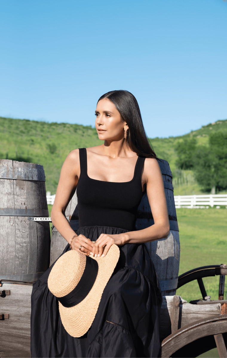 Nina Dobrev: pic #1308535