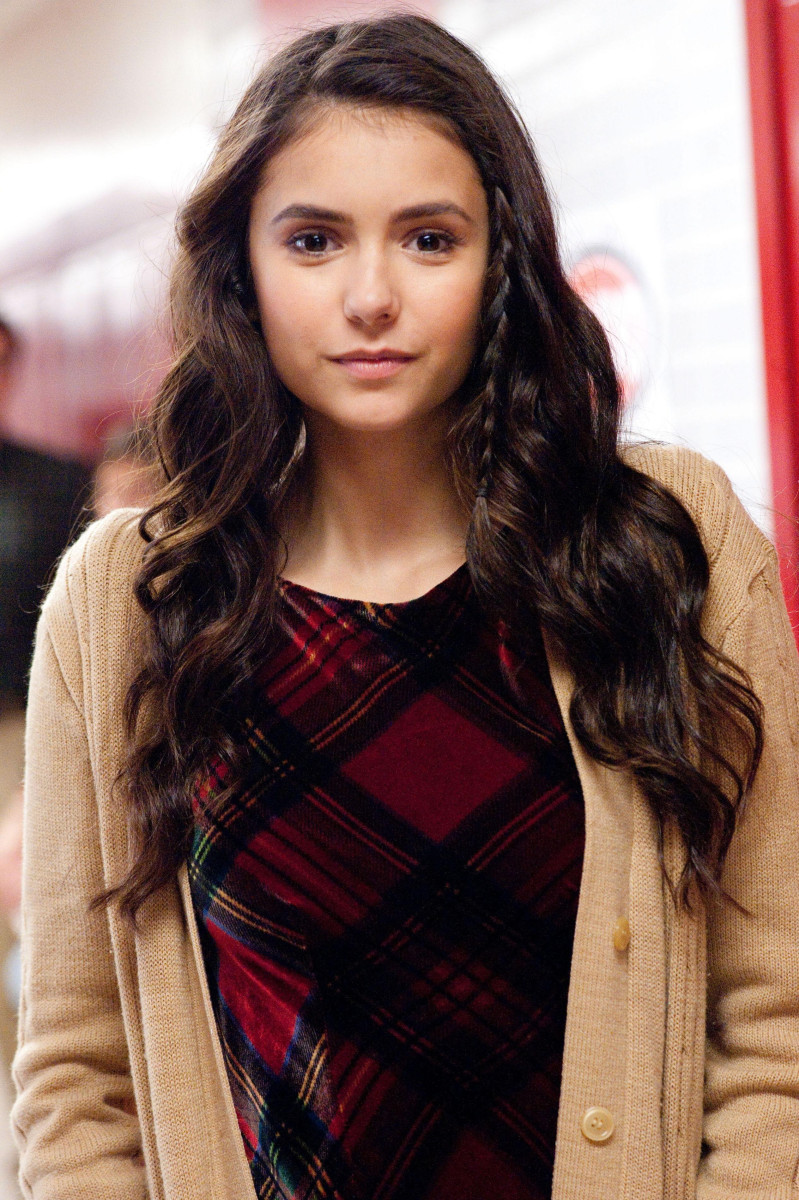 Nina Dobrev: pic #523684