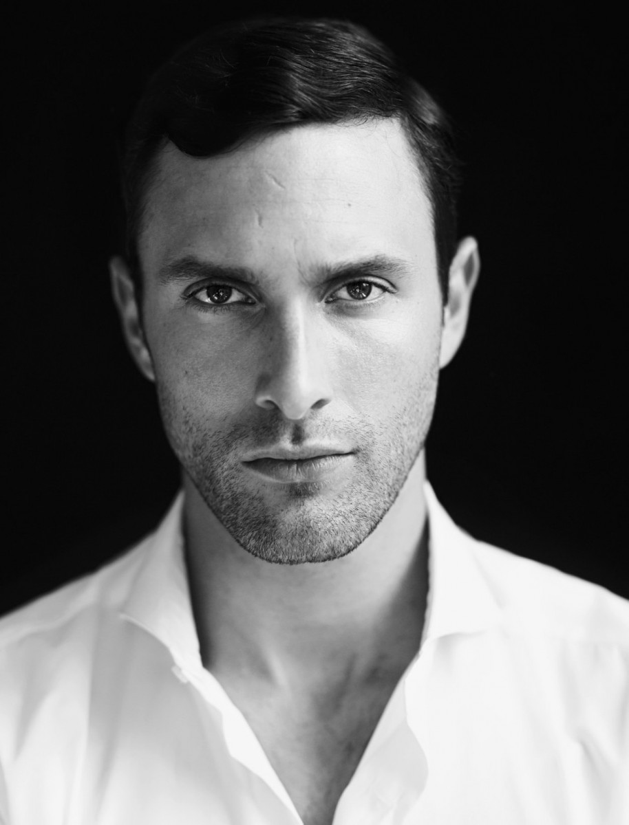 Noah Mills: pic #356486