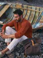 Noah Mills photo #