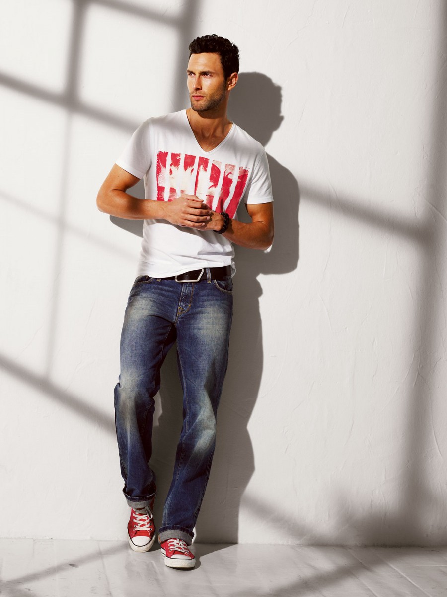 Noah Mills: pic #392328