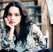 Norah Jones photo #