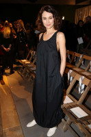 Olga Kurylenko photo #