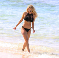 Olivia Buckland photo #