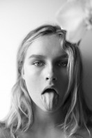 Olivia DeJonge photo #