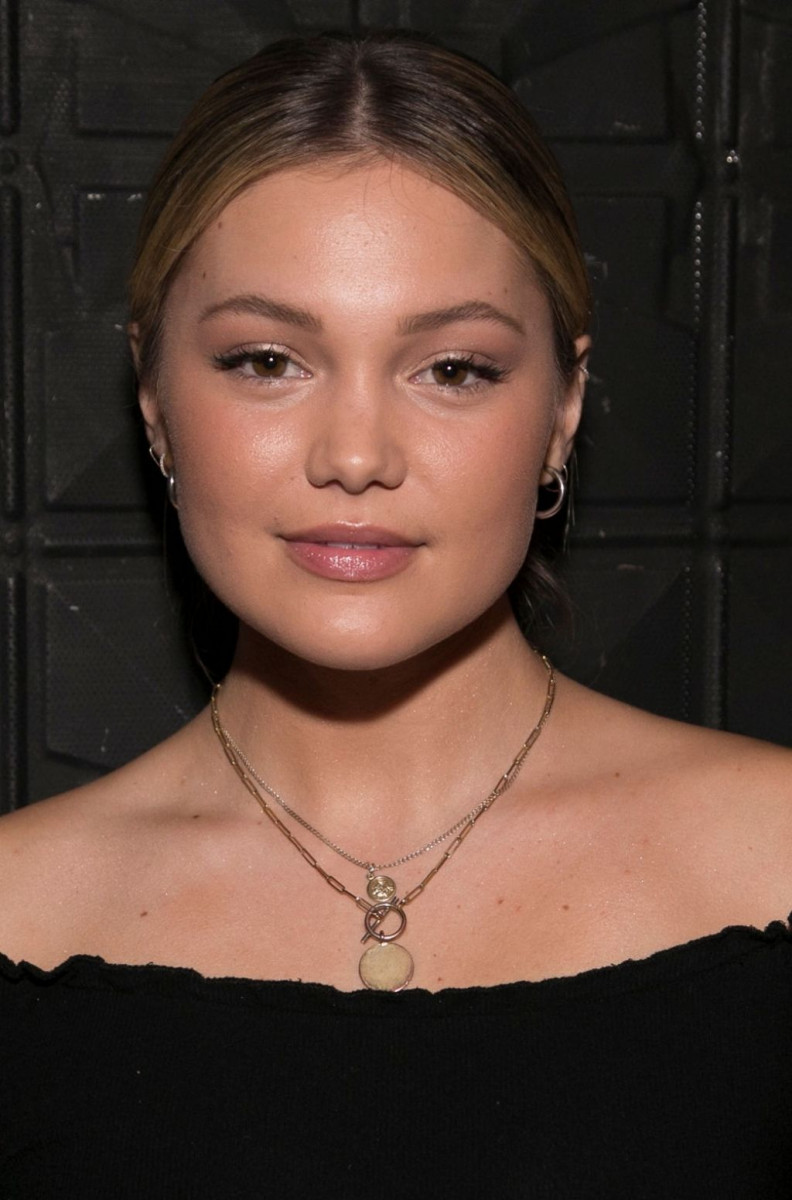 Olivia Holt: pic #1193439