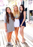 Olivia Holt photo #