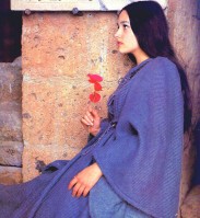 Olivia Hussey photo #