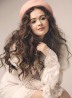 Olivia Sanabia photo #